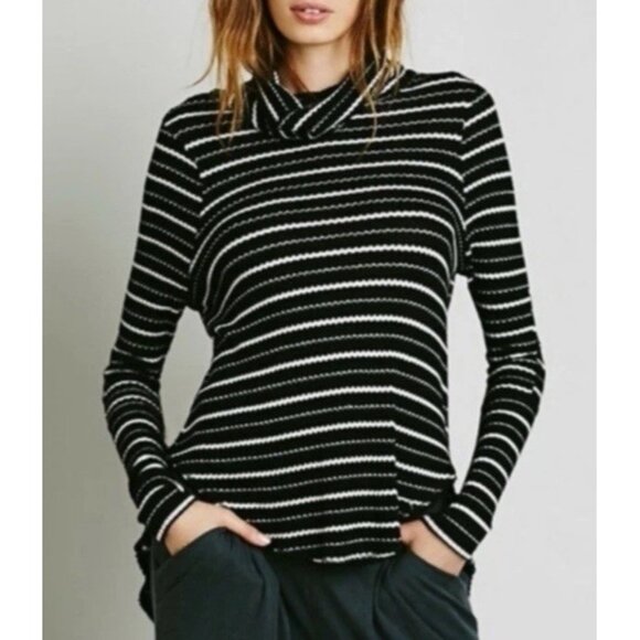 We The Free X Free People Drippy Thermal Cowl Neck Pullover SZ Small Cozycore - Picture 1 of 10